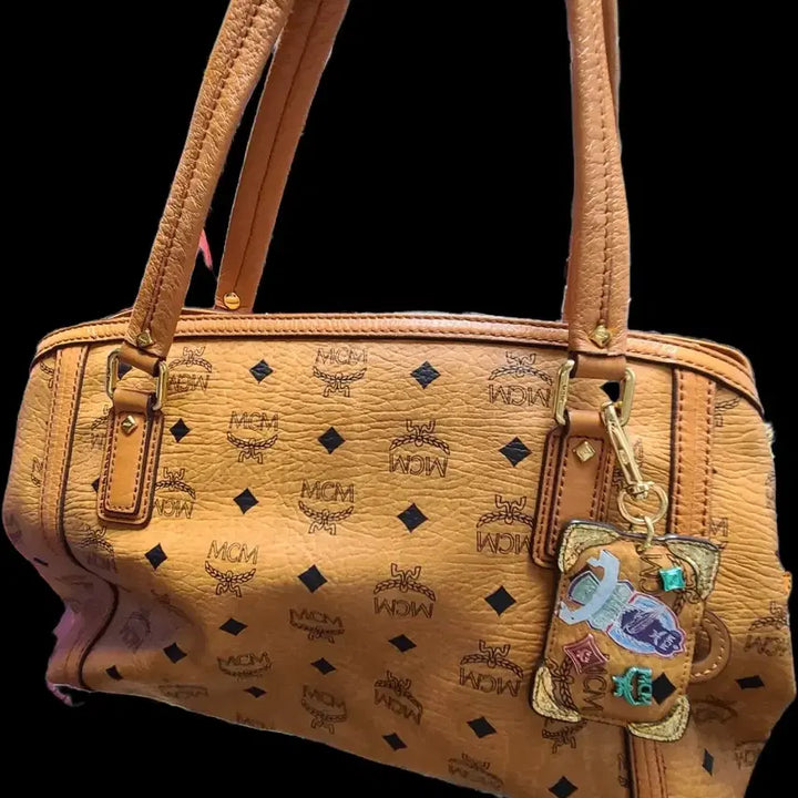 [BUNJANG] MCM Visetos Cognac Tote Bag / MCM 비세토스 코냑 토트백 (참 포함) 상태좋아요