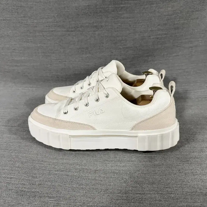 [BUNJANG] Fila Sand Blast Light (280mm) Men's Shoes / 휠라 샌드 블라스트 라이트/남성(280mm)/s1377