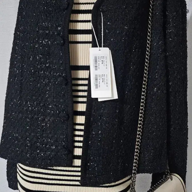 [BUNJANG] Tweed Jacket - Black - Size Large / 새옷---택가 89000 원 2023년 트위드 자켓...택 라지..반품