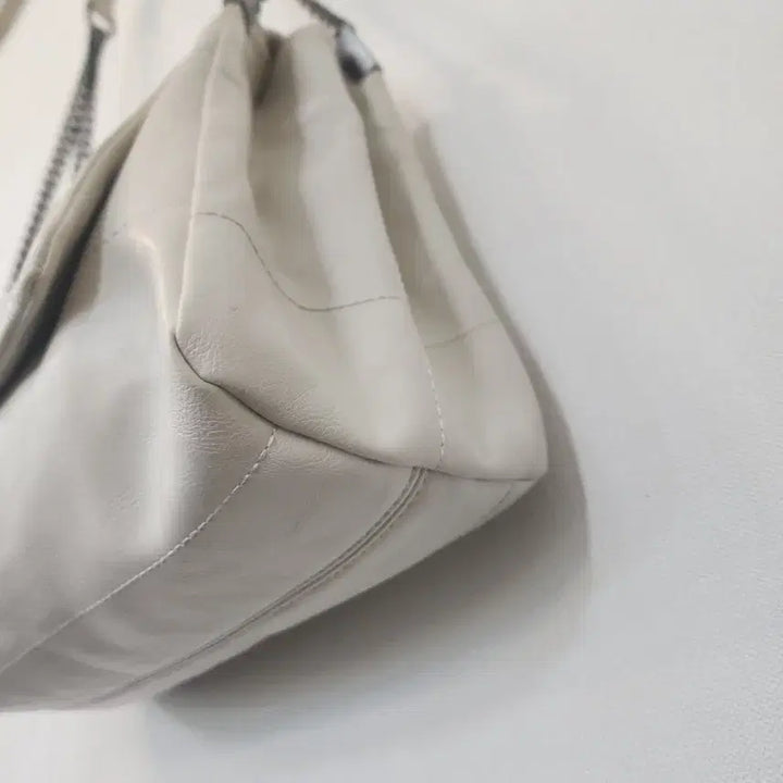 [BUNJANG] Zara Ivory Chain Quilted Shoulder Bag / 자라~아이보리 체인 숄더백 퀼팅 가방