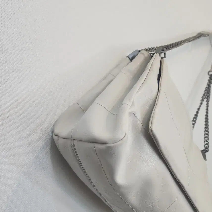 [BUNJANG] Zara Ivory Chain Quilted Shoulder Bag / 자라~아이보리 체인 숄더백 퀼팅 가방