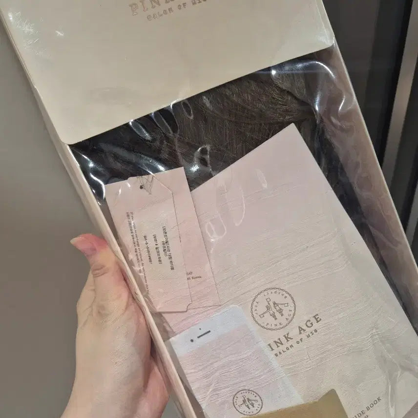 [BUNJANG] Pinkage Milk Brown Body Wave Wig - Sealed / [밀크브라운색상] 핑크에이지 사선대칭 바디펌 오픈반가발 [미개봉]