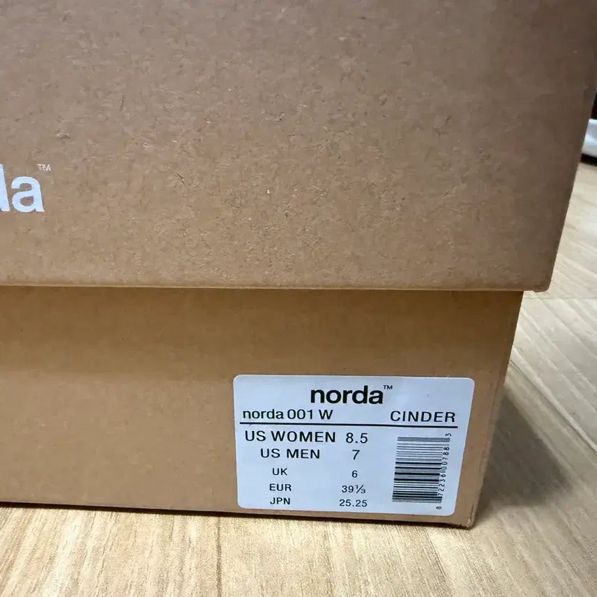 [BUNJANG] Norda 001 Cinder Sneakers / 노다 Norda 001 신더 새상품
