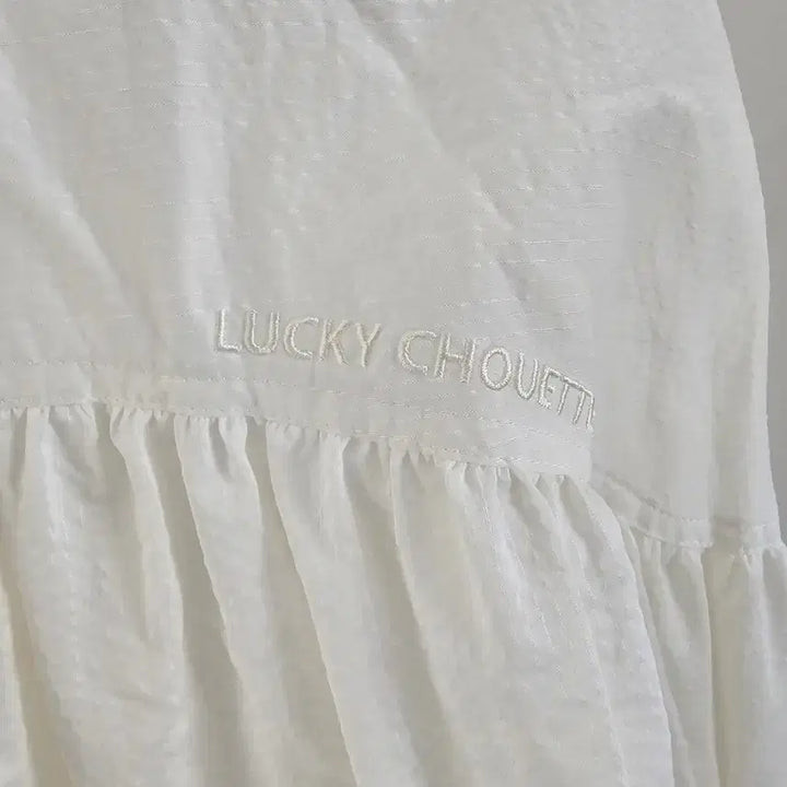 [BUNJANG] Lucky Chouette Blouse / 럭키슈에뜨 블라우스