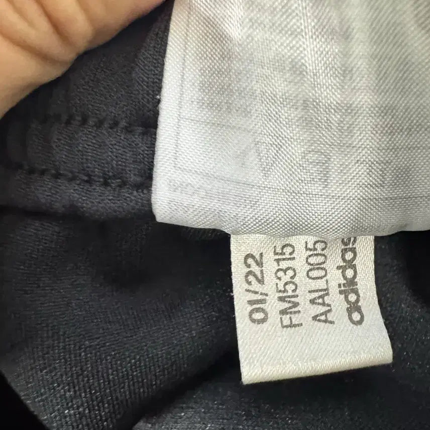 [SOLD OUT] (33)아디다스 에어로레디 반바지