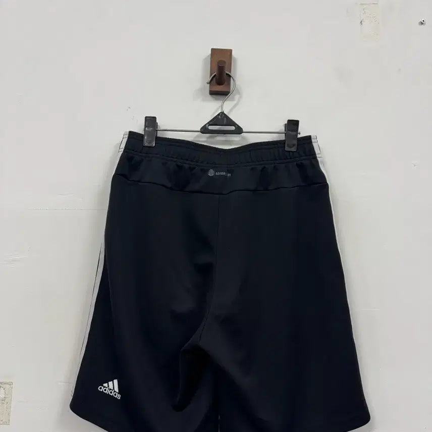 [SOLD OUT] (33)아디다스 에어로레디 반바지