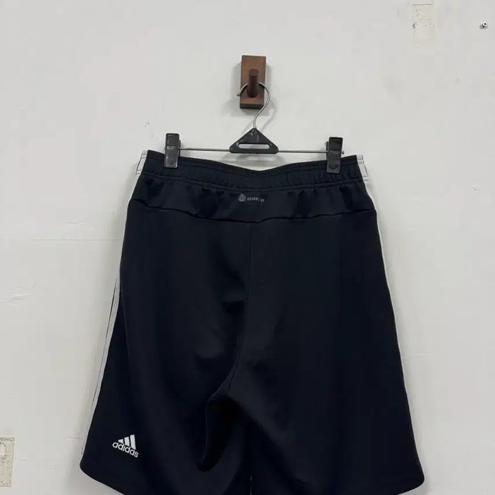 [SOLD OUT] (33)아디다스 에어로레디 반바지
