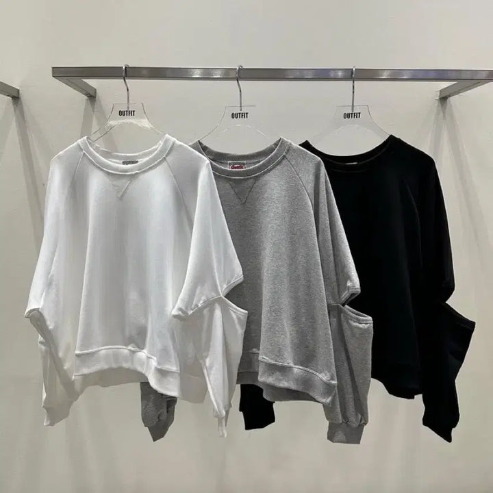 [SOLD OUT] 아웃핏 뷰티 맨투맨