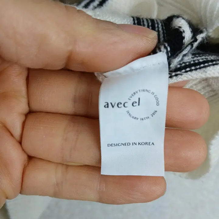 [BUNJANG] avec el Stripe Collar Cardigan / avec el 여성 스트라이프 카라 가디건(F)