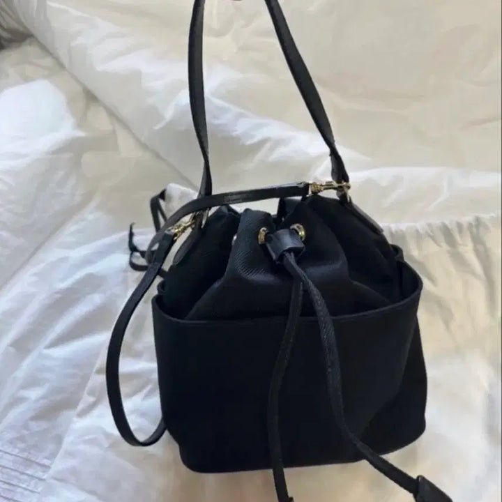 [BUNJANG] Bronze Couple Bucket Bag / 브론즈부부 버킷백