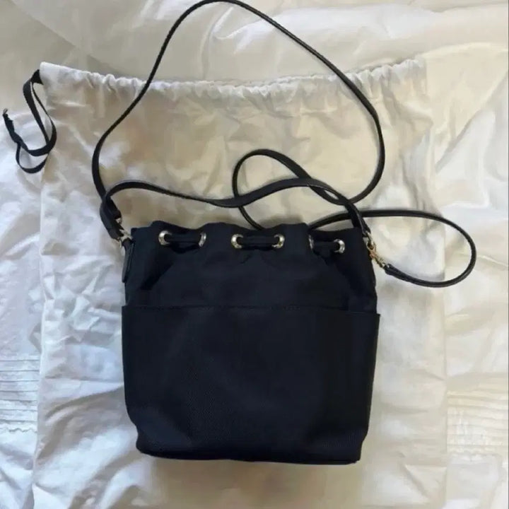 [BUNJANG] Bronze Couple Bucket Bag / 브론즈부부 버킷백