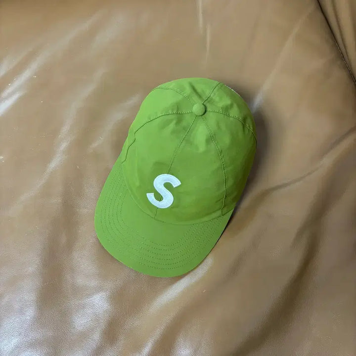 [SOLD OUT] 슈프림 S로고 6패널 볼캡 모자 고어텍스 올리브 그린