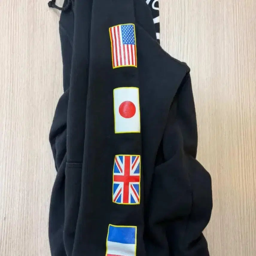 [SOLD OUT] 스투시 월드 투어 빈티지 스타일 후드