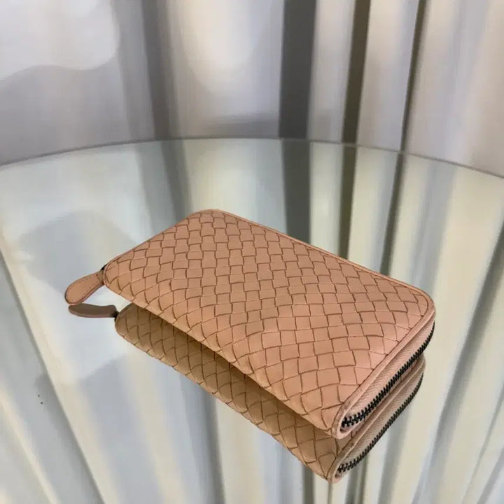 [BUNJANG] Bottega Veneta Intrecciato Zip Around Long Wallet / 보테가베네타 인트레치아토 지퍼돌이 장지갑