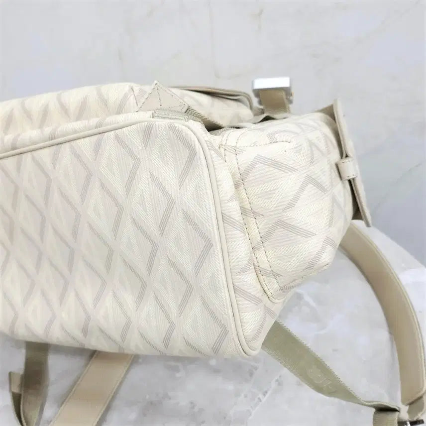 [BUNJANG] Dior Hit The Road CD Diamond Backpack / 디올 힛 더 로드 CD 다이아몬드 백팩