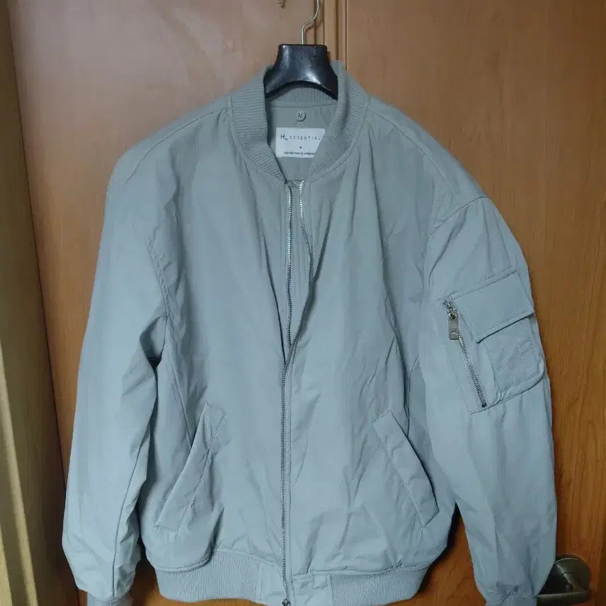 [BUNJANG] H. Essential Bomber Jacket M / H.에센셜 봄버 자켓 M사이즈