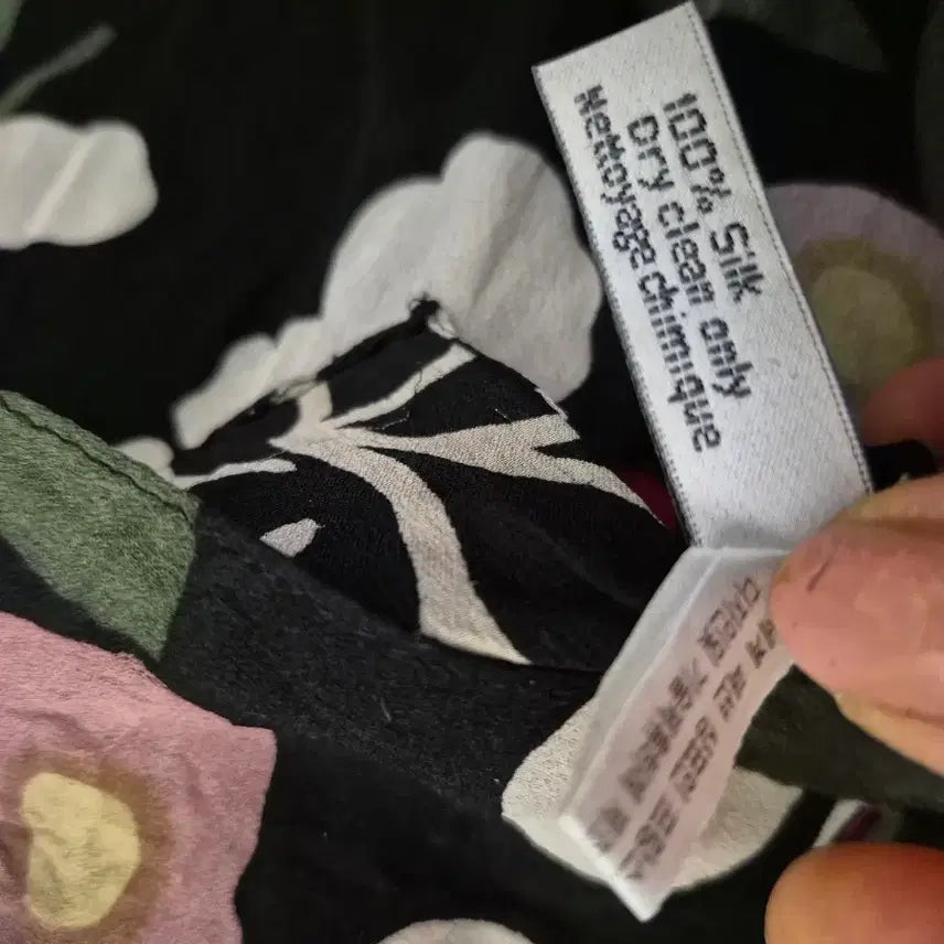 [BUNJANG] FD 100% Silk Long Scarf / FD정품실크100%롱스카프