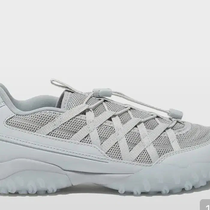 [BUNJANG] Fila Escape Sneakers / 훨라 에샤페 250