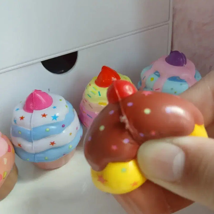 [BUNJANG] Squishy Cupcake Toy / 컵케익 스퀴시