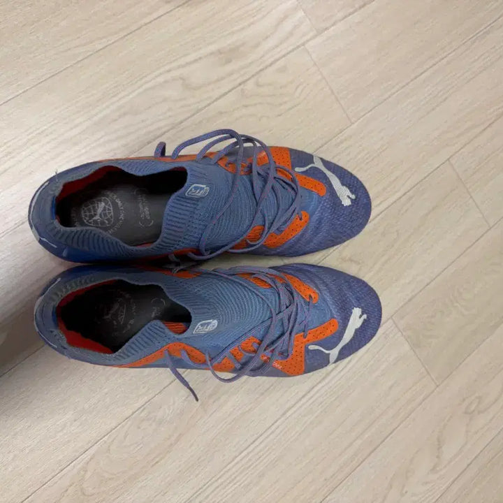 [BUNJANG] Puma Soccer Cleats 275 / 푸마 축구화 275 팝니다