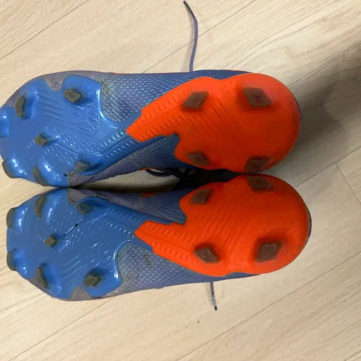 [BUNJANG] Puma Soccer Cleats 275 / 푸마 축구화 275 팝니다