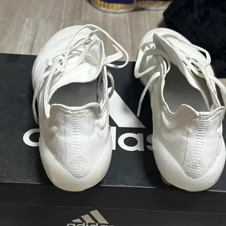 [SOLD OUT] 아디다스 코파 축구화 올화이트
