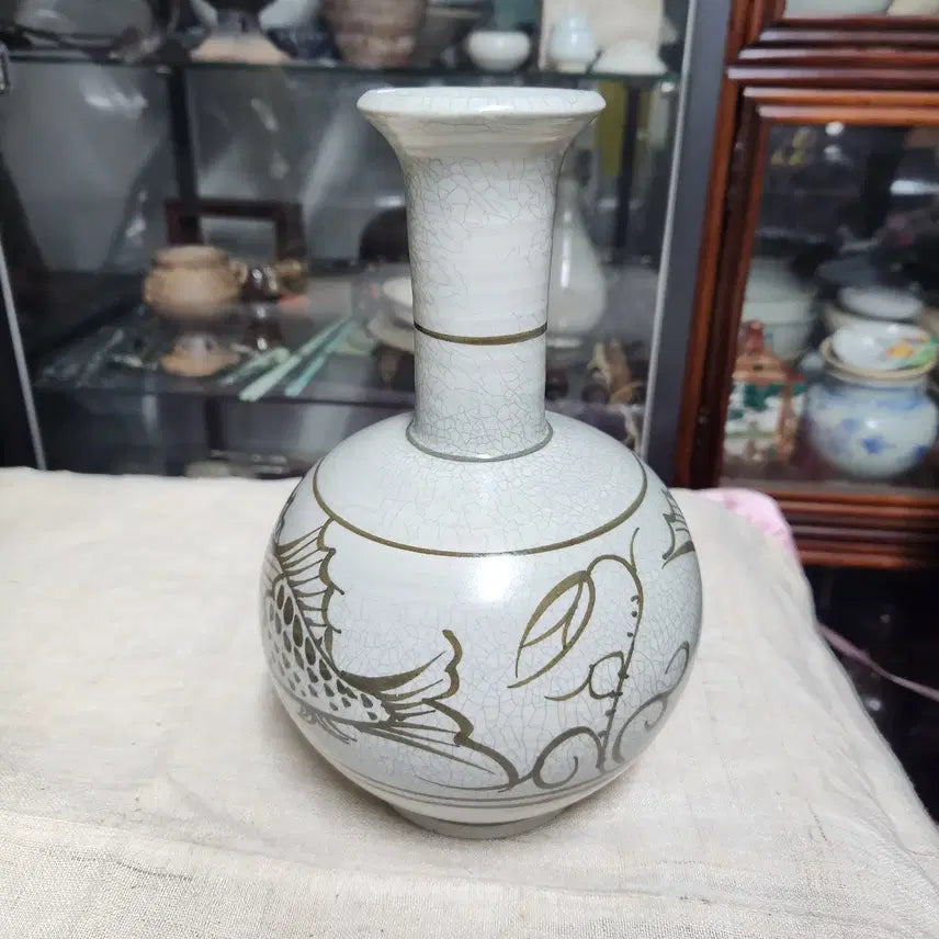 [BUNJANG] Unidentified Pottery Vase / 쏘가리어문 주병