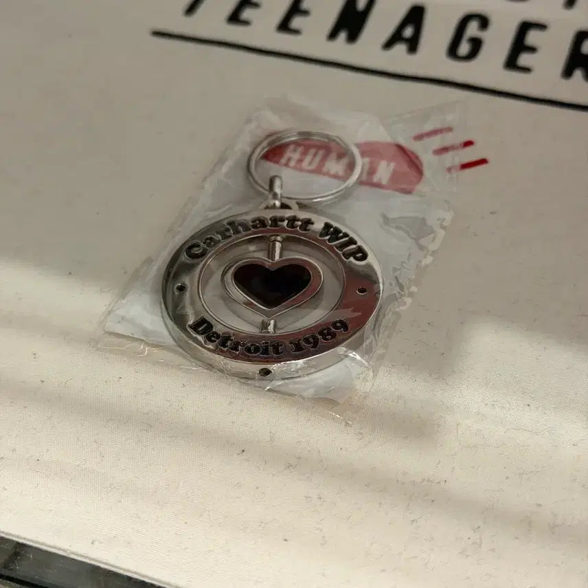 [BUNJANG] Carhartt Modality Keychain / 칼하트 modality 키체인 키