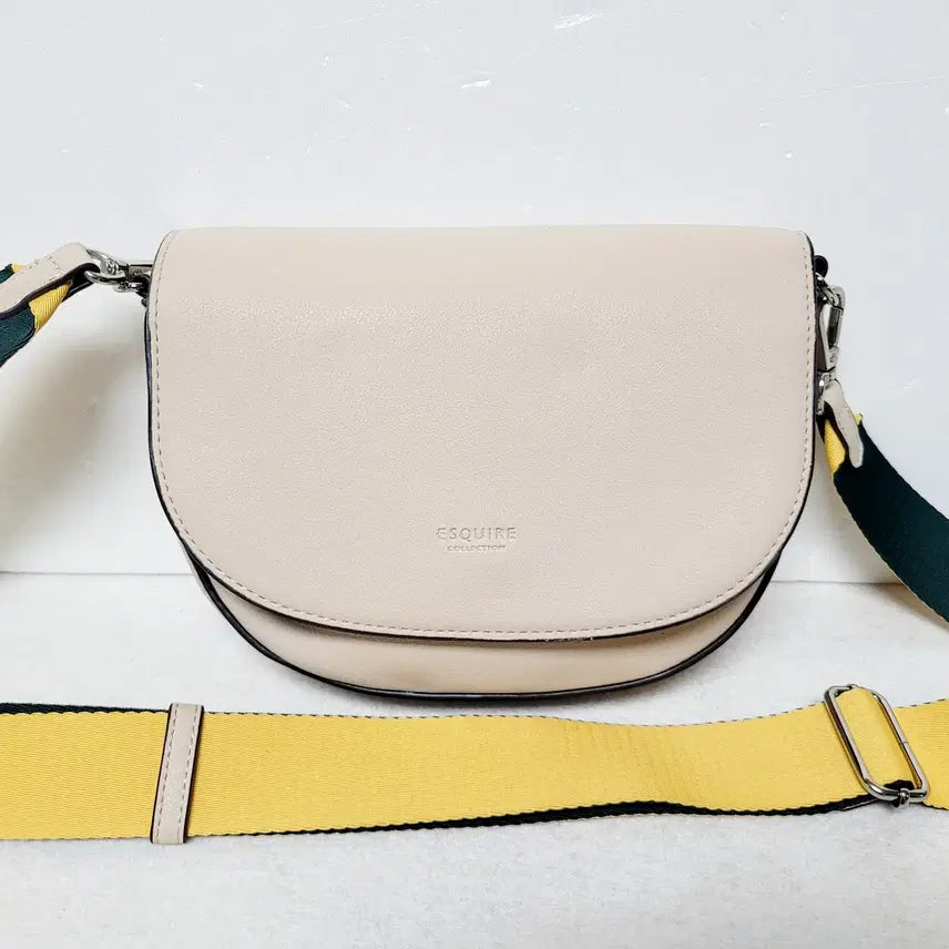[BUNJANG] Esquire Crossbody Bag / 정품)에스콰이어 반달 크로스백