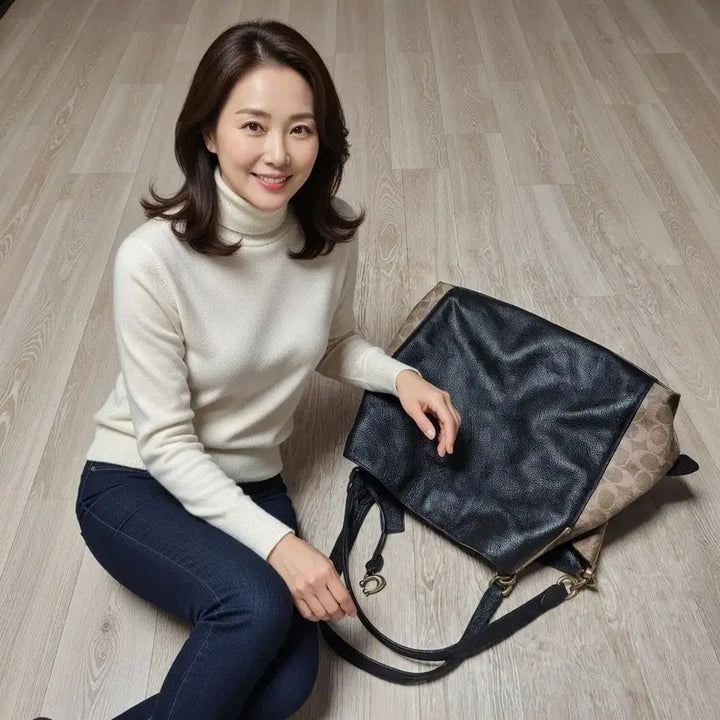[BUNJANG] Coach Signature Leather Two-Way Shoulder Bag / 코치 정품 레더 시그니처 투웨이 숄더백