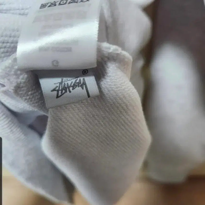 [BUNJANG] Stussy Basic Crewneck Sweatshirt - Light Grey (L) / 정품새상품>1장초특가>스투시 베이직 맨투맨/밝은그레이(L/XL)