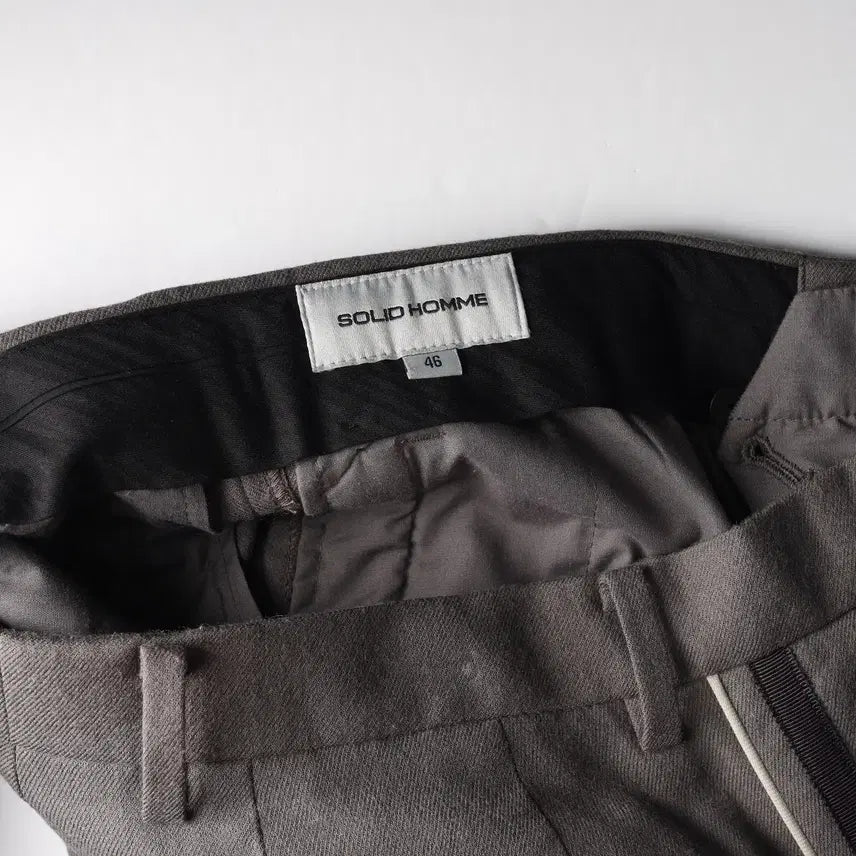 [BUNJANG] Solid Homme Wool Blend Side Line Slacks Pants / 솔리드 옴므 울 블렌드 사이드 배색 라인 슬랙스 팬츠