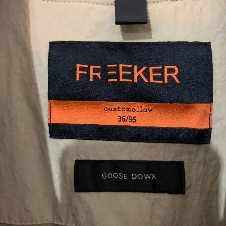 [BUNJANG] Customellow Goose Down Padded Jacket / M 커스텀멜로우 프리커 퀄팅 구스다운 거위털 경량패딩