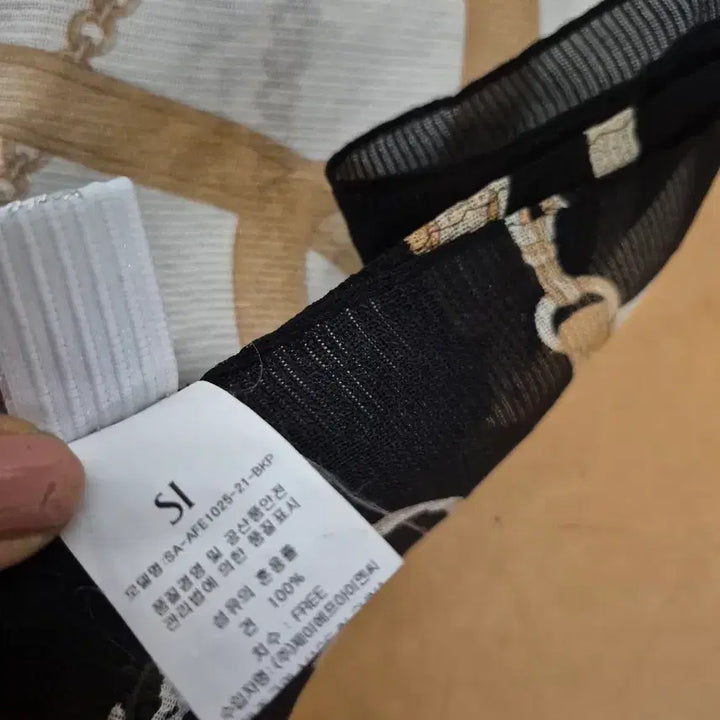 [BUNJANG] Silk Scarf / 시정품실크100%롱스카프