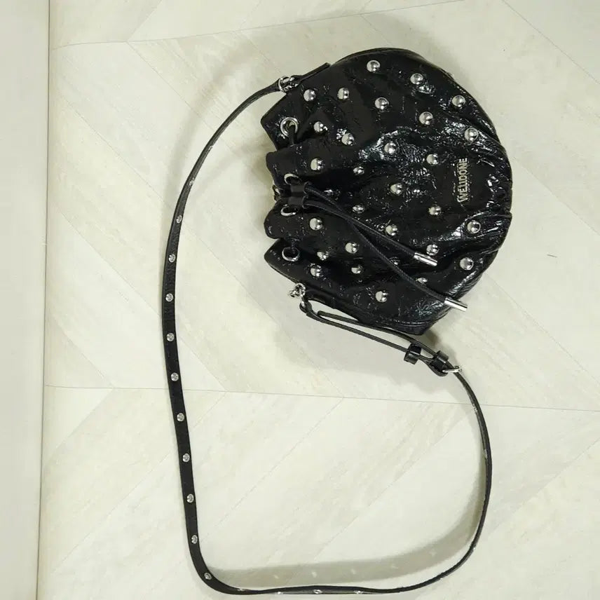 [BUNJANG] WE11DONE Studded Dumpling Bucket Bag - Black / 웰던 WE11DONE 스터드 만두 버킷백 블랙