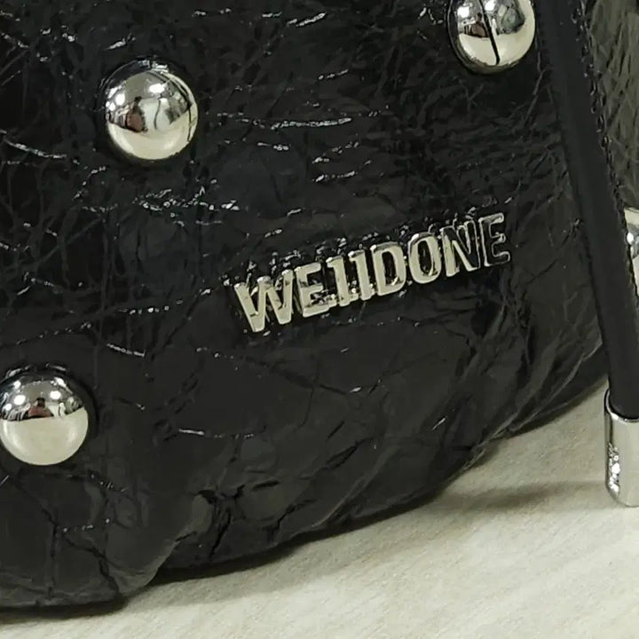 [BUNJANG] WE11DONE Studded Dumpling Bucket Bag - Black / 웰던 WE11DONE 스터드 만두 버킷백 블랙