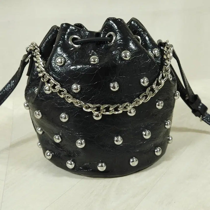 [BUNJANG] WE11DONE Studded Dumpling Bucket Bag - Black / 웰던 WE11DONE 스터드 만두 버킷백 블랙