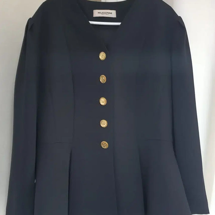 [BUNJANG] MOJO.S.PHINE Gold Button Black Jacket / MOJO.S.PHINE 금장 버튼 블랙 자켓