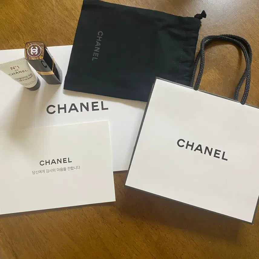 [BUNJANG] Chanel Coco Flash 70 Attitude Lipstick / 샤넬 코코플래쉬 70 애티튜드