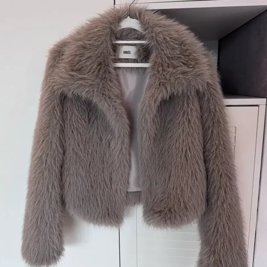 [BUNJANG] ODESSA Ash Gray Jacket / 오데스 퍼 자켓 애쉬그레이