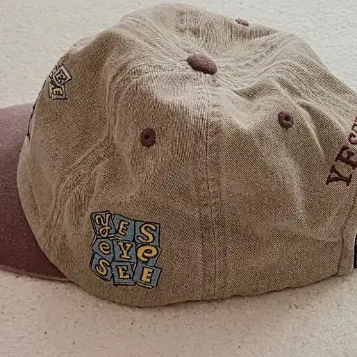 [BUNJANG] YESEYESEE Book Store Cap / (YESEYESEE) 북스토어 캡 베이지/퍼플