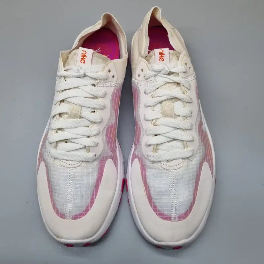 [BUNJANG] Nike Renew Lucent Women's Sneakers 240 / 나이키 리뉴 루센트 여성운동화240