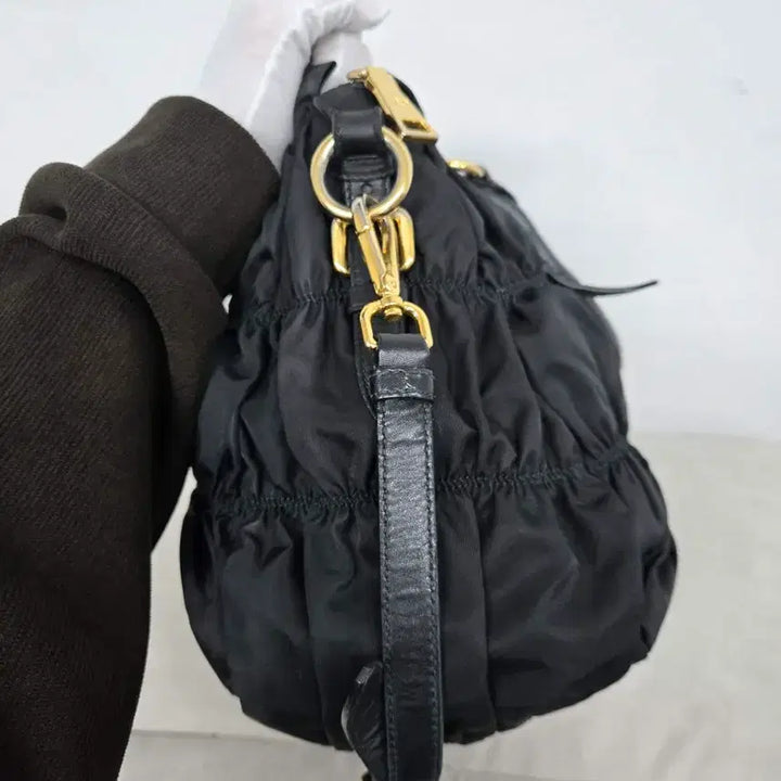 [BUNJANG] Prada Gaufre Shoulder Bag / [보증서 정품] 프라다 고프레 숄더백