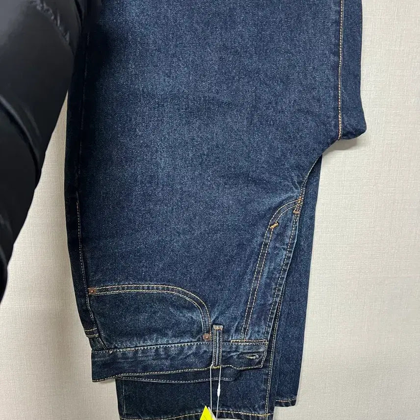 [BUNJANG] thisisneverthat Regular Fit Denim / 디스이즈네버댓 레귤러진 원워시 데님 Regular Jeans One Wa