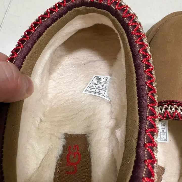 [BUNJANG] UGG Tazz Chestnut Size 240 / 어그 타즈 240