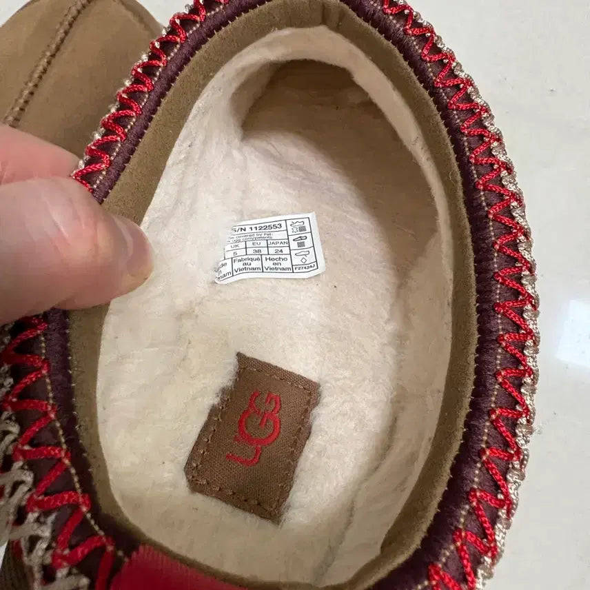 [BUNJANG] UGG Tazz Chestnut Size 240 / 어그 타즈 240