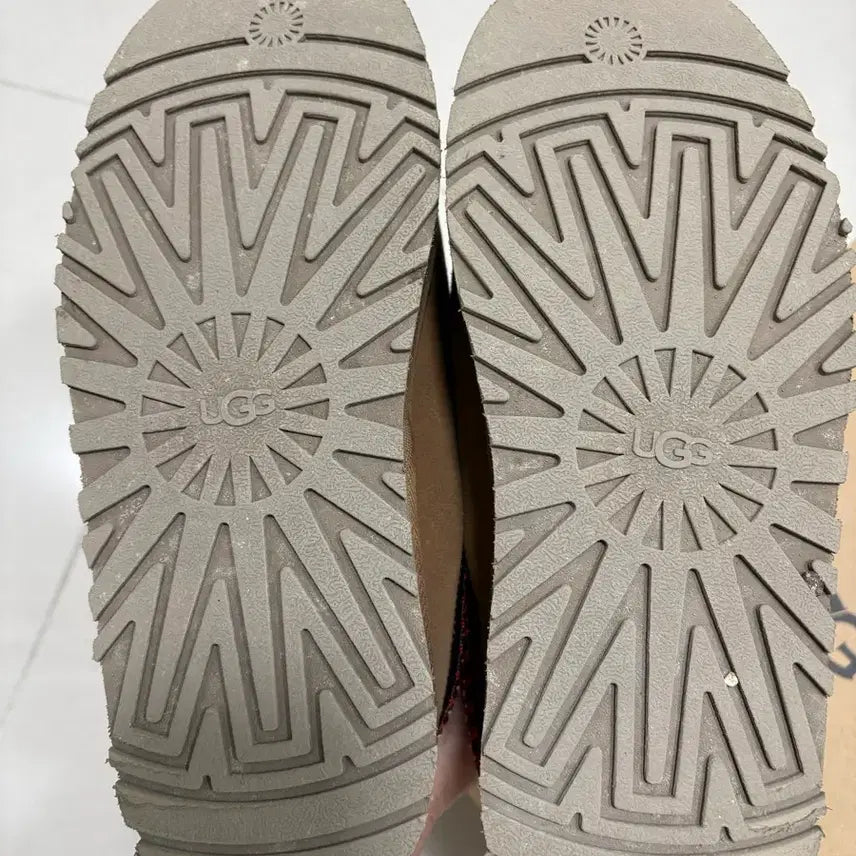 [BUNJANG] UGG Tazz Chestnut Size 240 / 어그 타즈 240