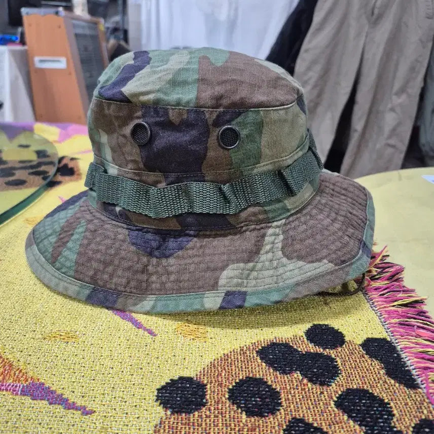 [BUNJANG] {만원빈티지} 밀리터리 스타일 카모플라쥬 버킷햇 / {만원빈티지} 밀리터리 스타일 카모플라쥬 버킷햇