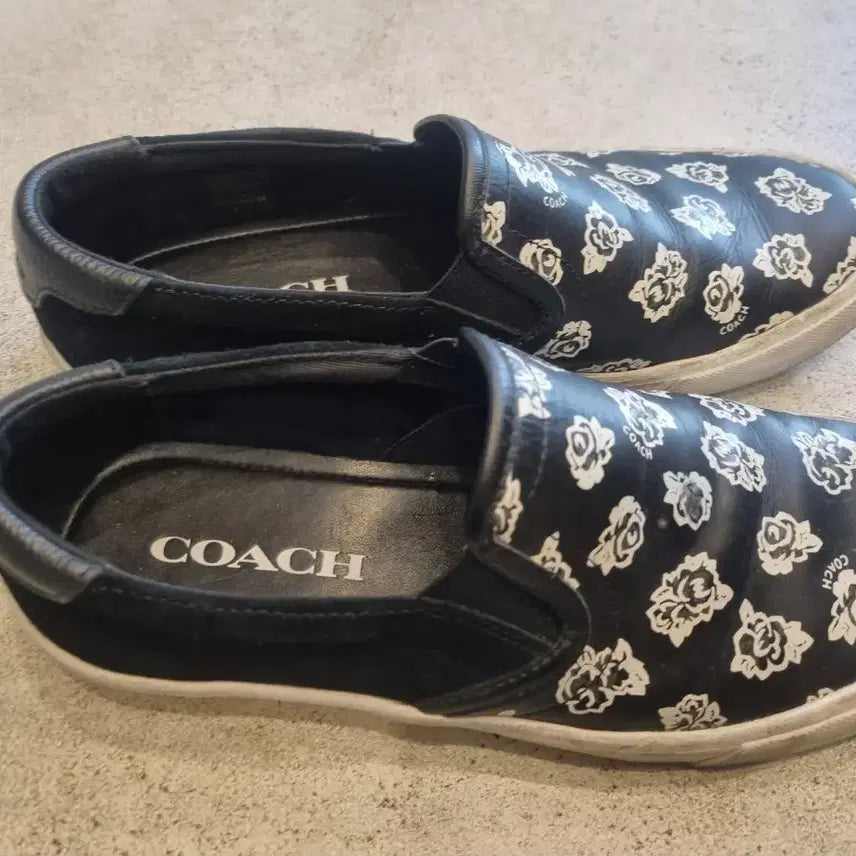 [BUNJANG] 코치 플라워 프린트 슬립온 블랙 / 코치 플라워 프린트 슬립온 블랙