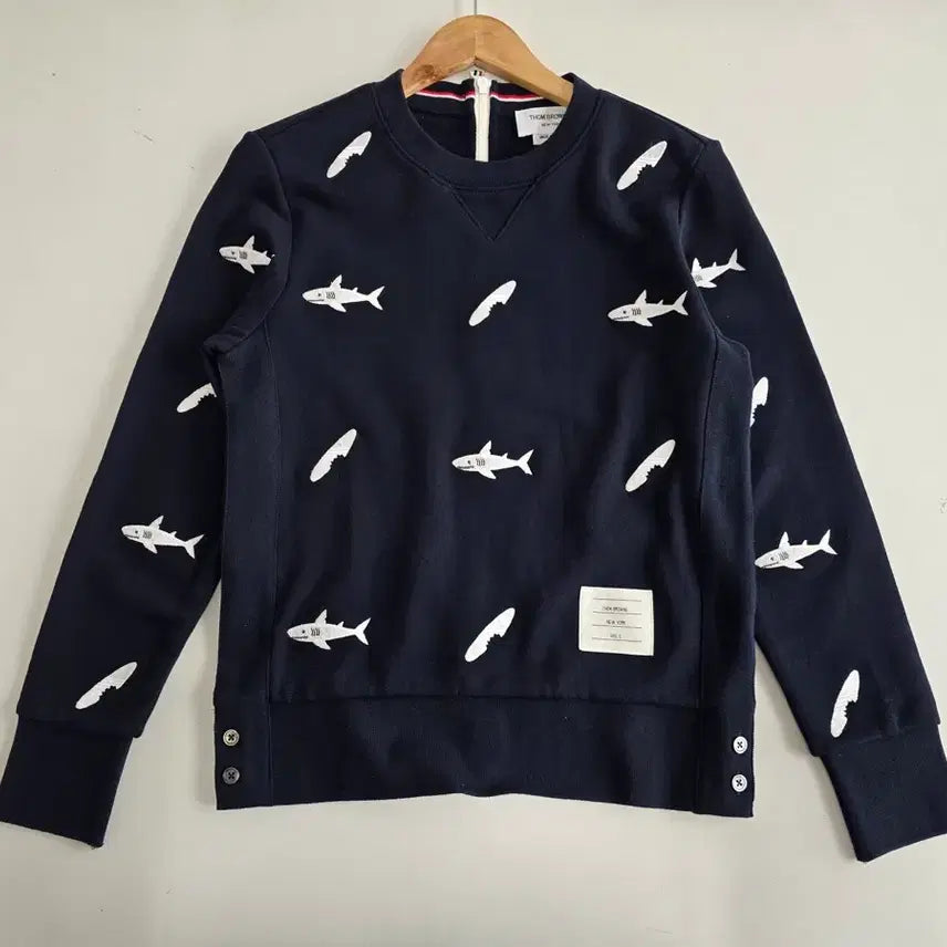 [BUNJANG] Thom Browne Shark Zip Up Sweatshirt Navy 0 / 톰브라운 샤크 지퍼 맨투맨 네이비 0